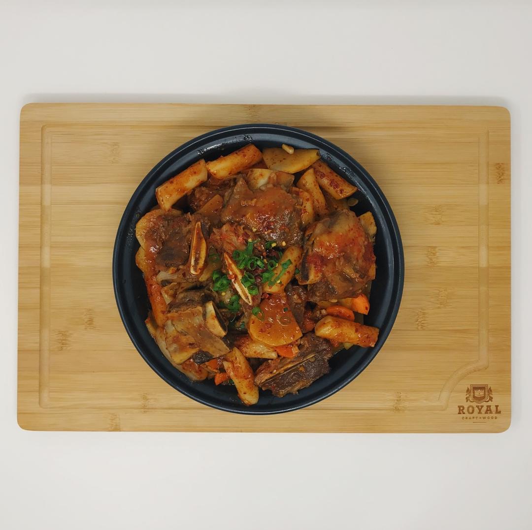 韩式排骨炖土豆 Korean Style Pork Ribs Stew with Potato