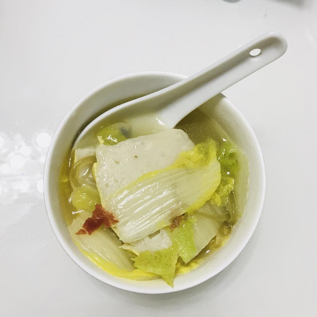 娃娃菜鱼糕粉丝汤的做法