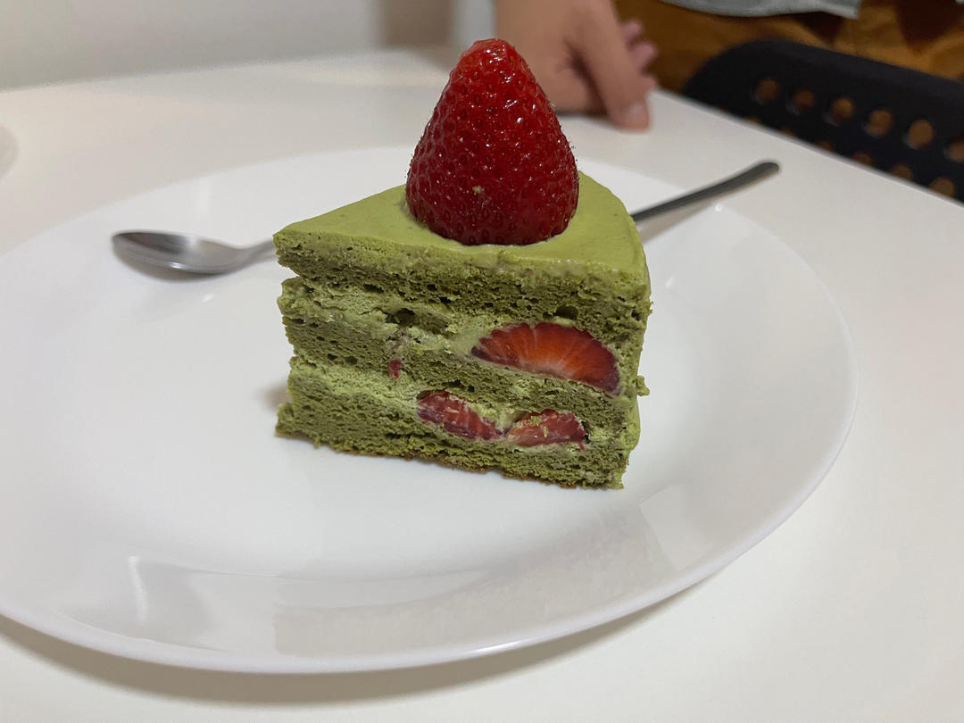 抹茶草莓奶油蛋糕