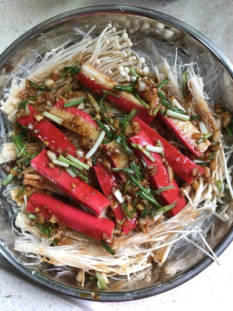 蒜蓉蒸金针菇粉丝（小心上瘾）