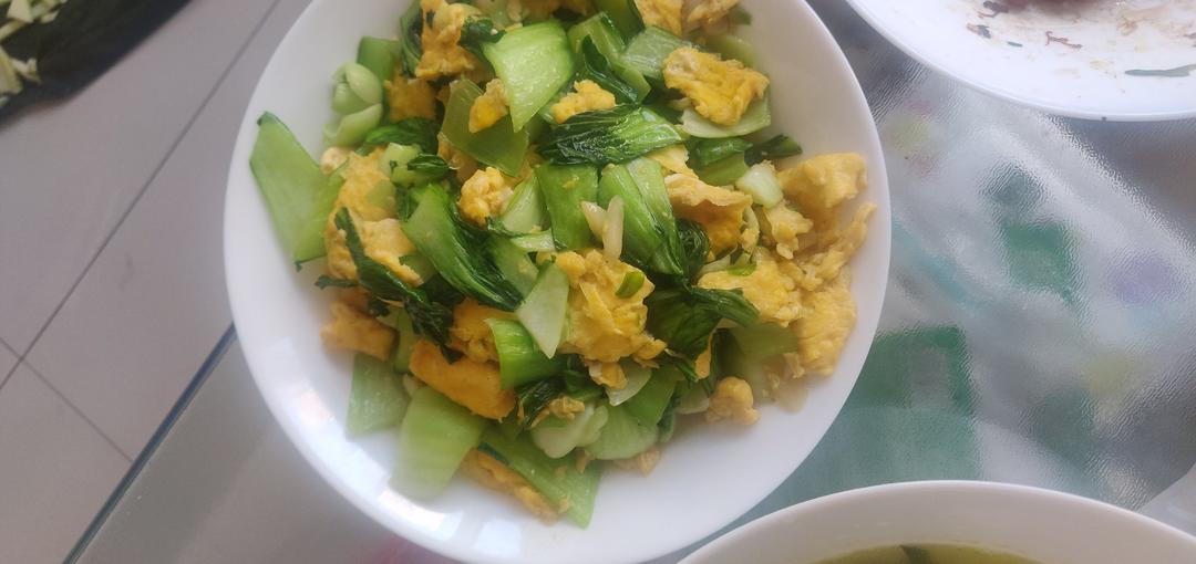 这么操作，油菜炒鸡蛋超好吃