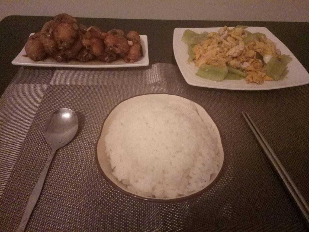 莴笋炒鸡蛋