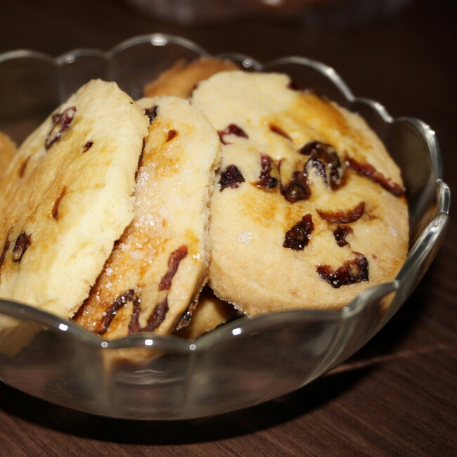 dongna做的蔓越莓黄油饼干