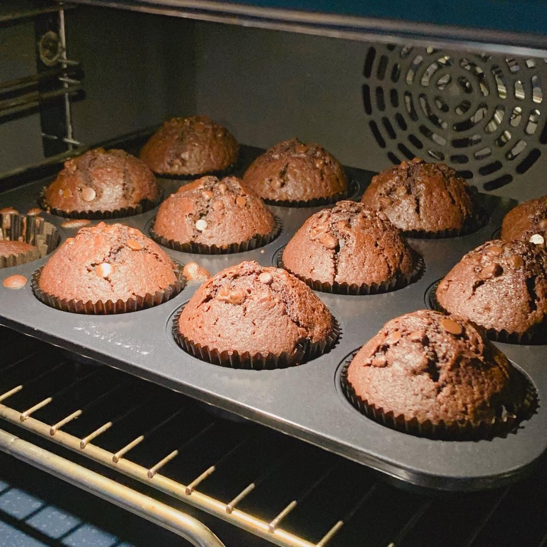 巨简单❗️超快速❗️巧克力玛芬蛋糕❗️好吃哭了