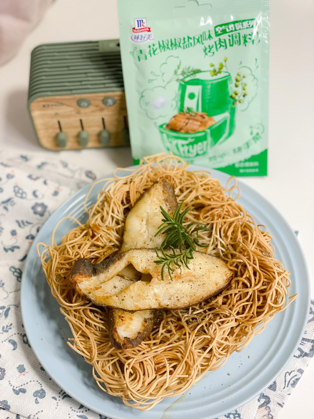 味好美青花椒椒盐烤窝窝比目鱼