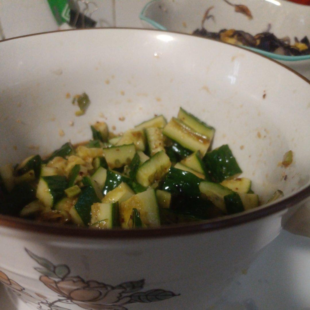 🌈酸酸辣辣巨开胃～超过瘾的凉拌黄瓜