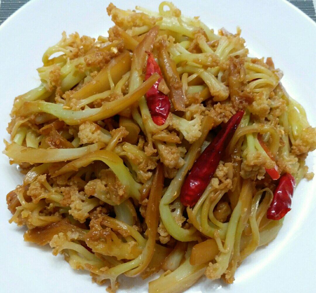 一道家常菜，干煸花菜