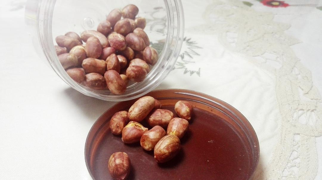 烤花生和剥花生