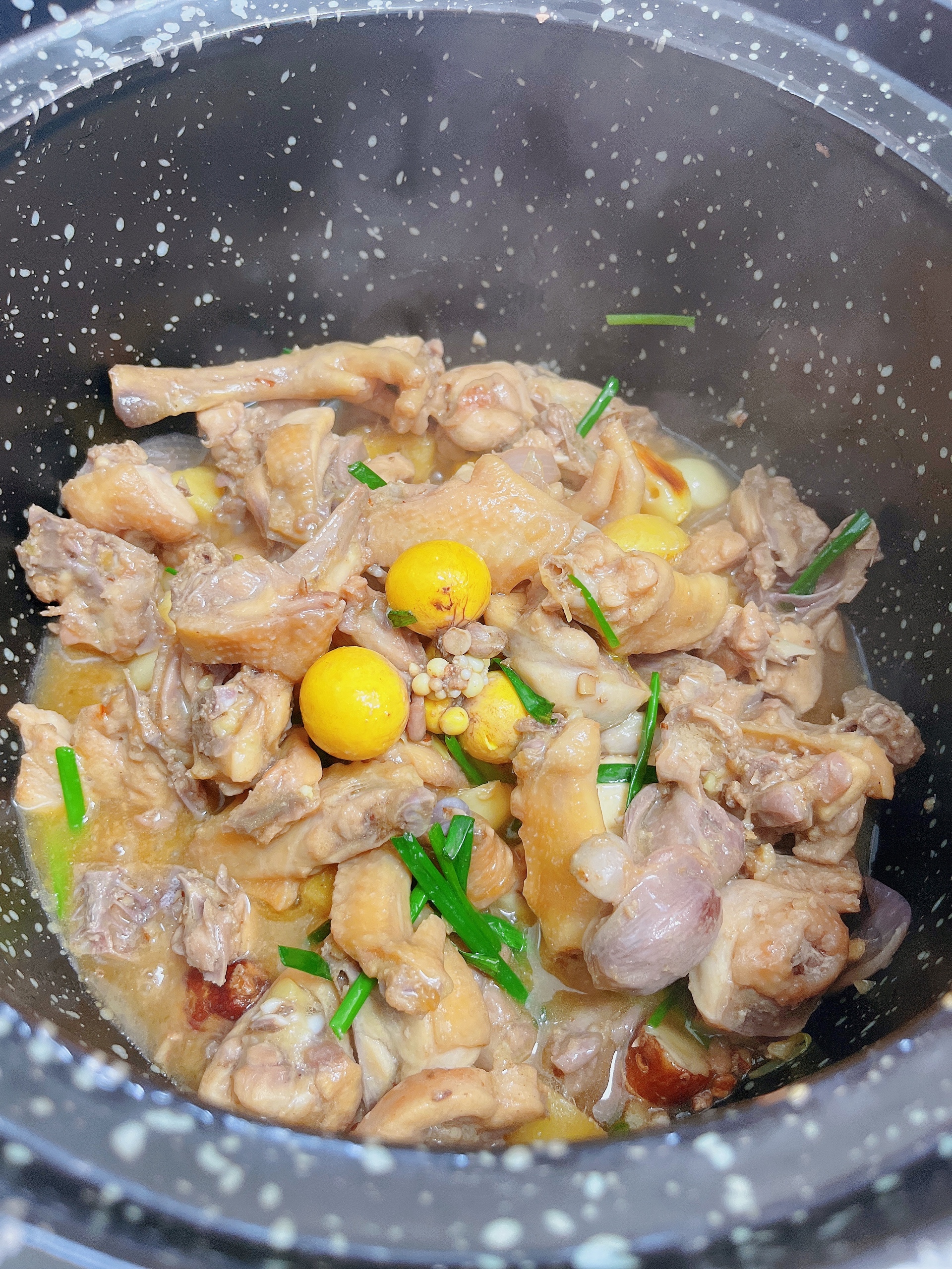 砂锅啫啫沙姜鸡脚煲的做法