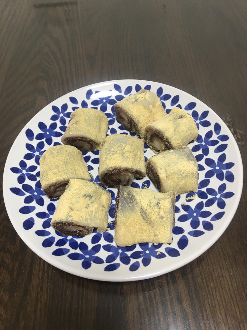 此配方做出的驴打滚无比软糯，放一天还是软的