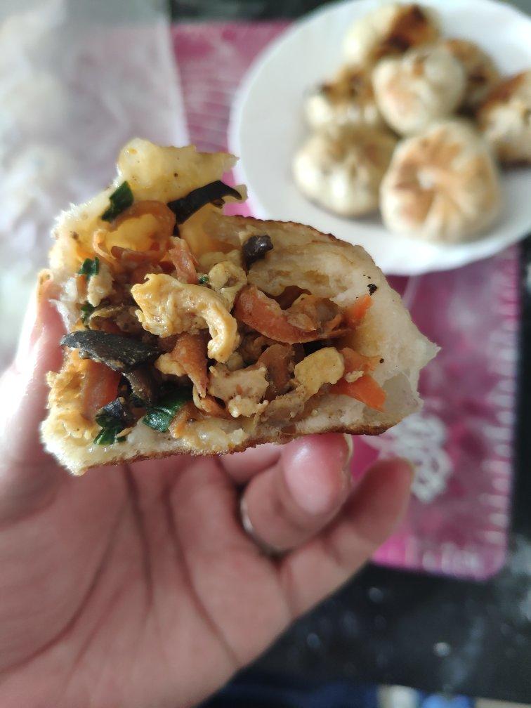 胡萝卜木耳鸡蛋素包子