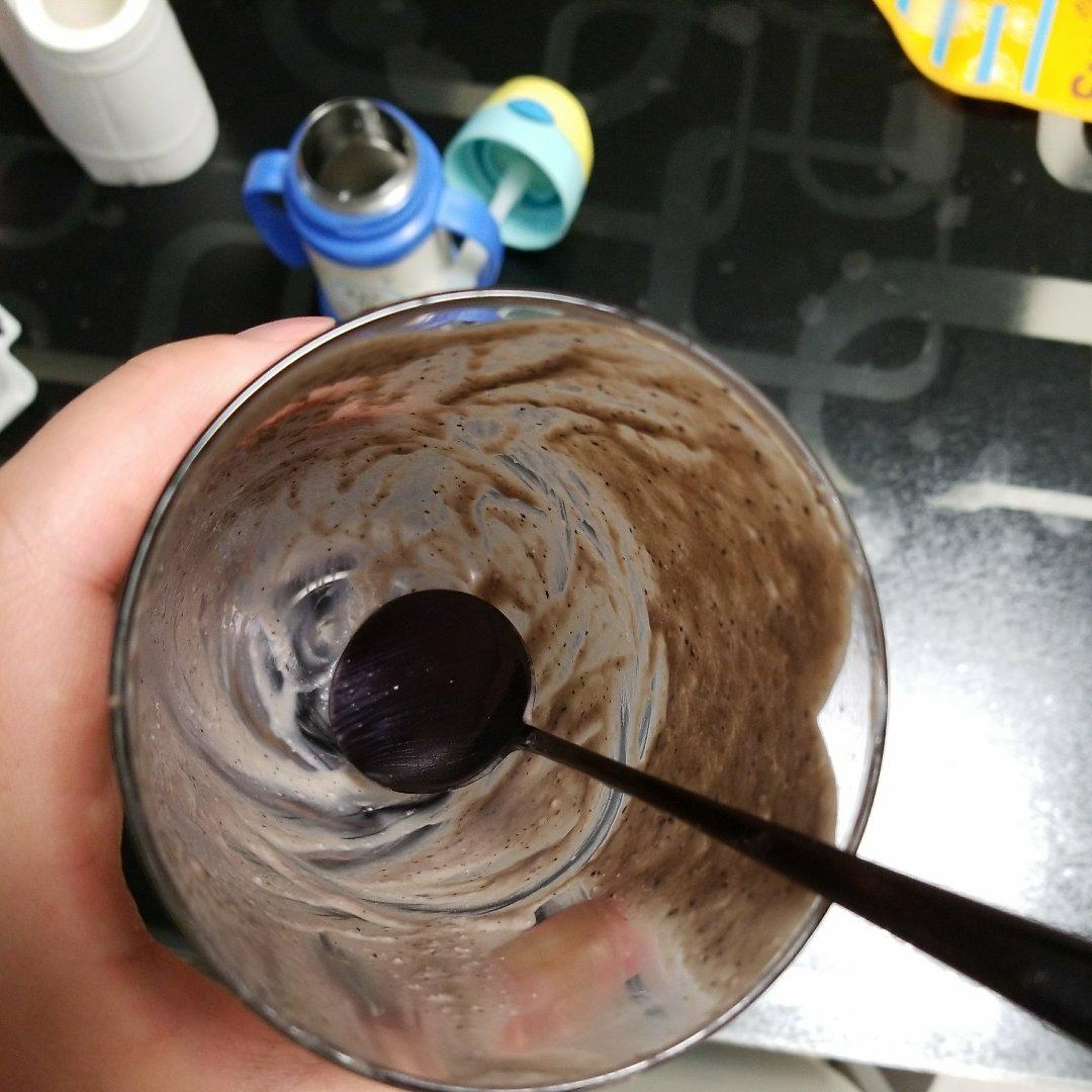 蓝莓香蕉燕麦豆乳