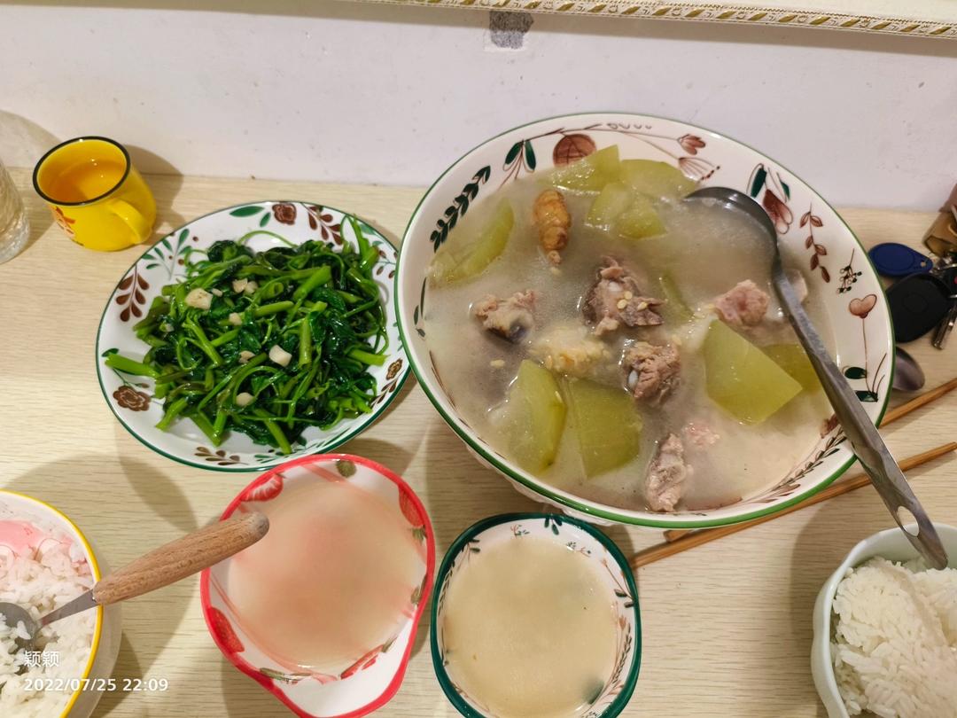 冬瓜骨头汤（排骨/筒骨/尾骨）