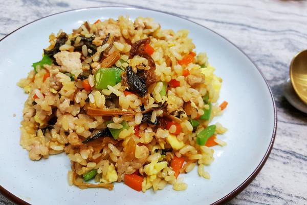 梅干菜炒饭