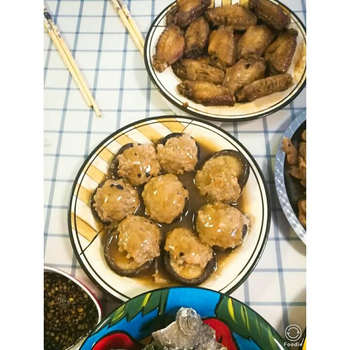 藕丁鲜肉酿香菇