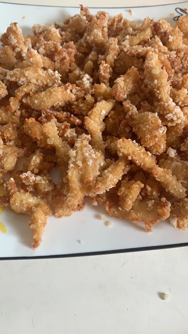 小时候路边摊的炸鸡柳🍿记忆中的香味儿😌