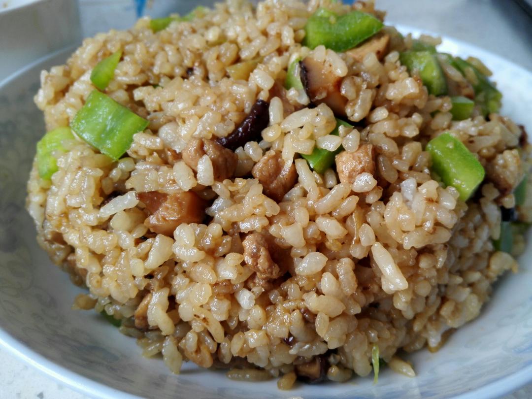 香菇肉丁油饭