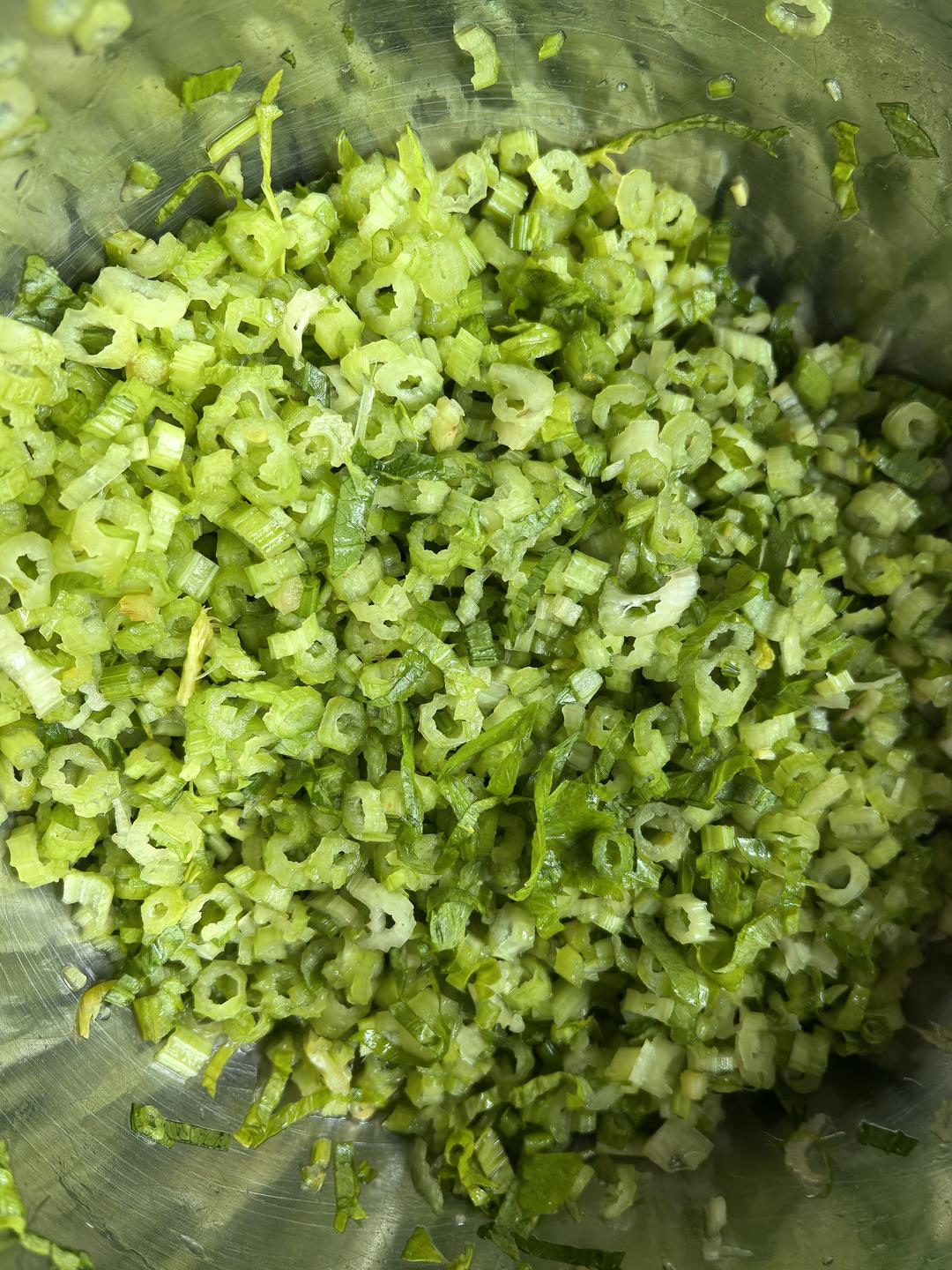 芹菜猪肉大馅饺子