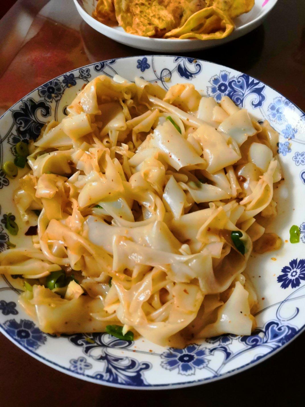 自制澄面凉皮