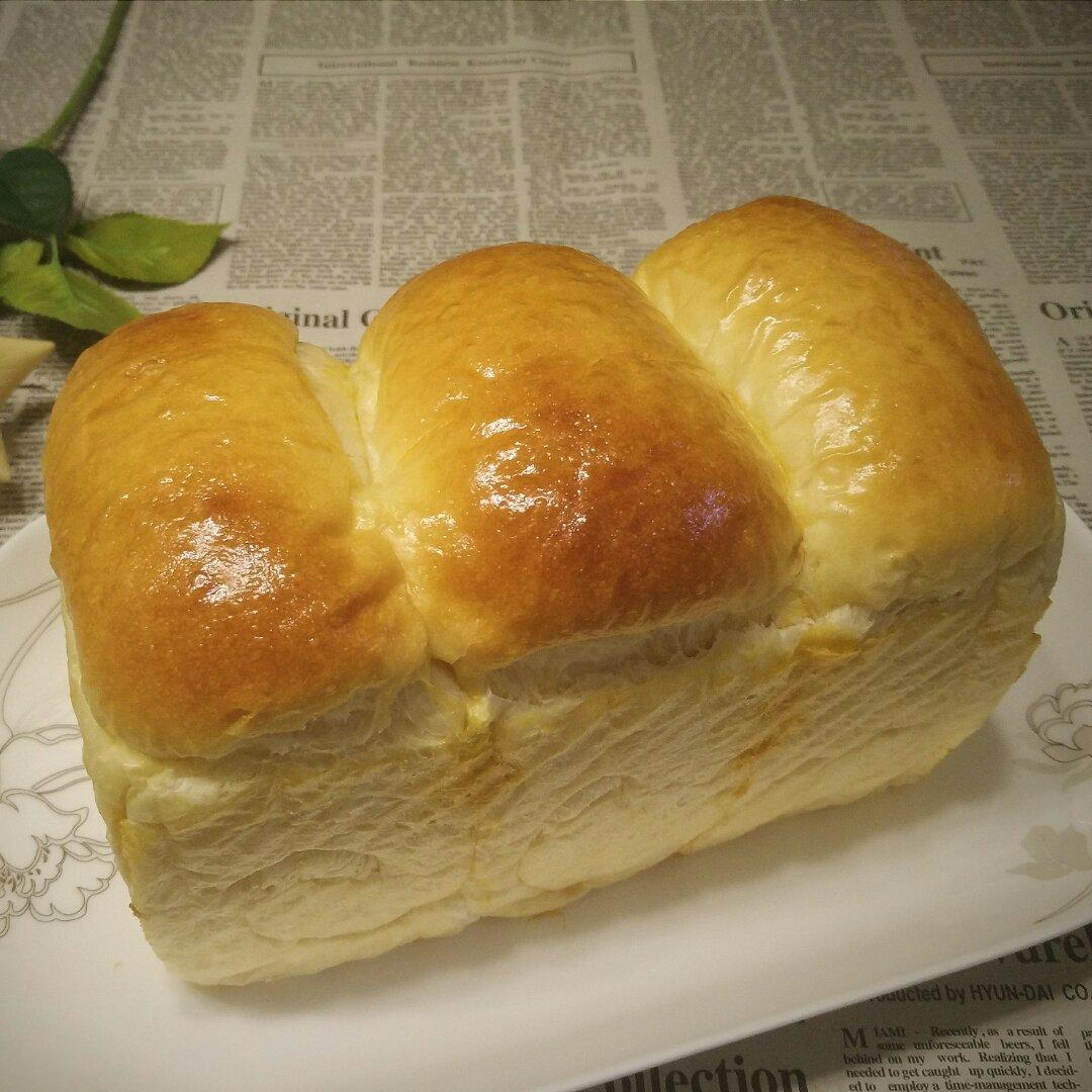 百分之80中种奶油蛋白吐司