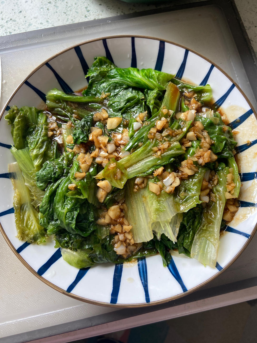 一点不输饭店的白灼罗马生菜