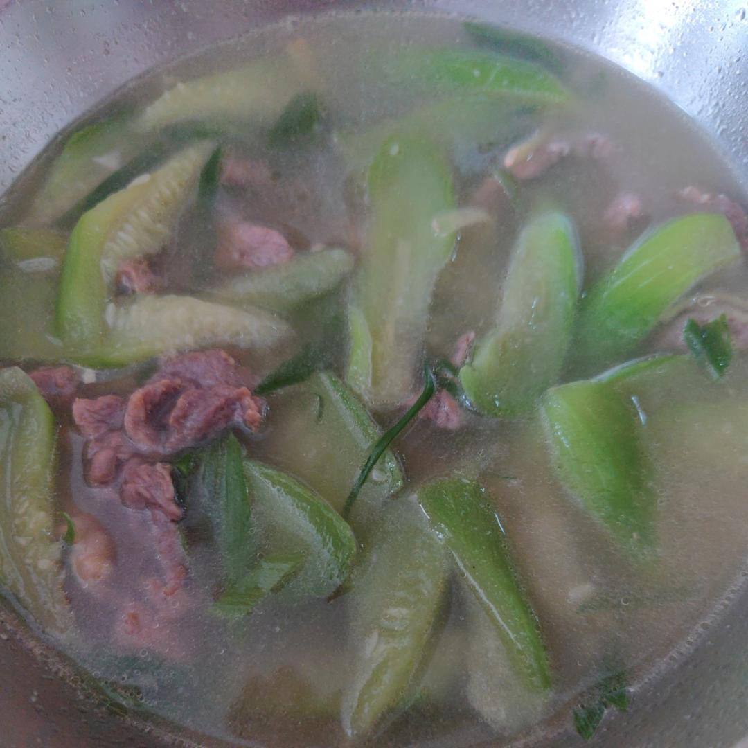 超嫩滑肉（瘦肉）丝瓜汤