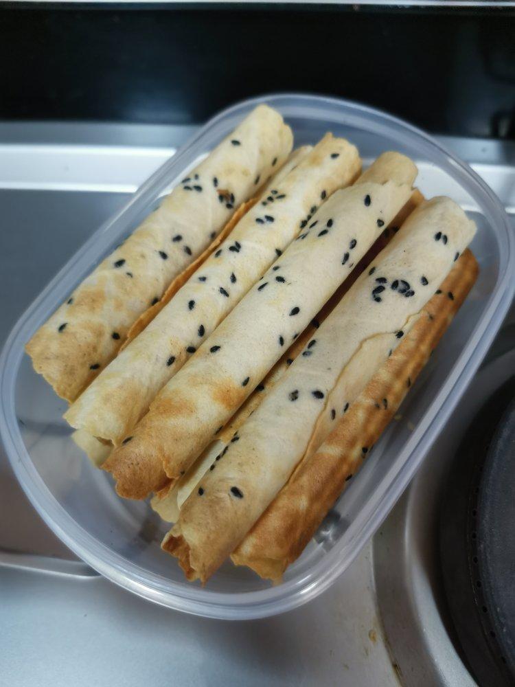 又酥又健康的芝麻蛋卷（试验四种方法后，找到最康师傅的那个）