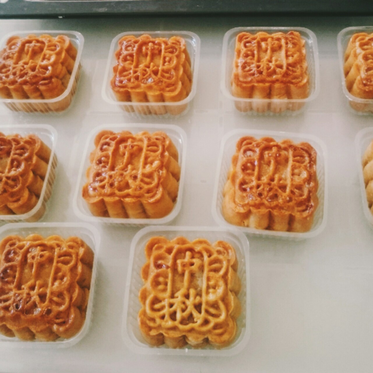广式月饼——蛋黄莲蓉月饼