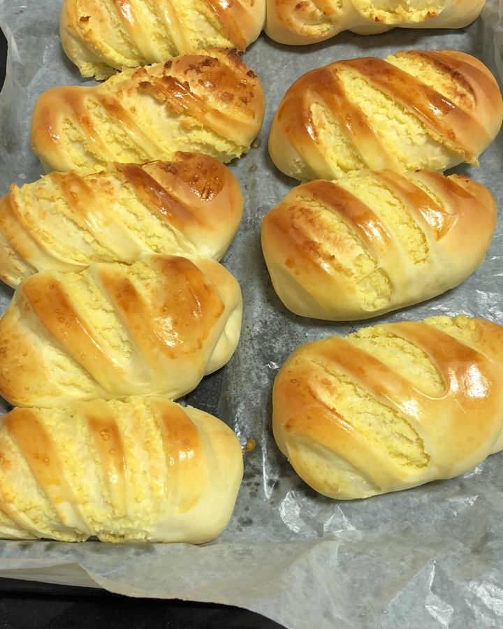 椰蓉小方块面包