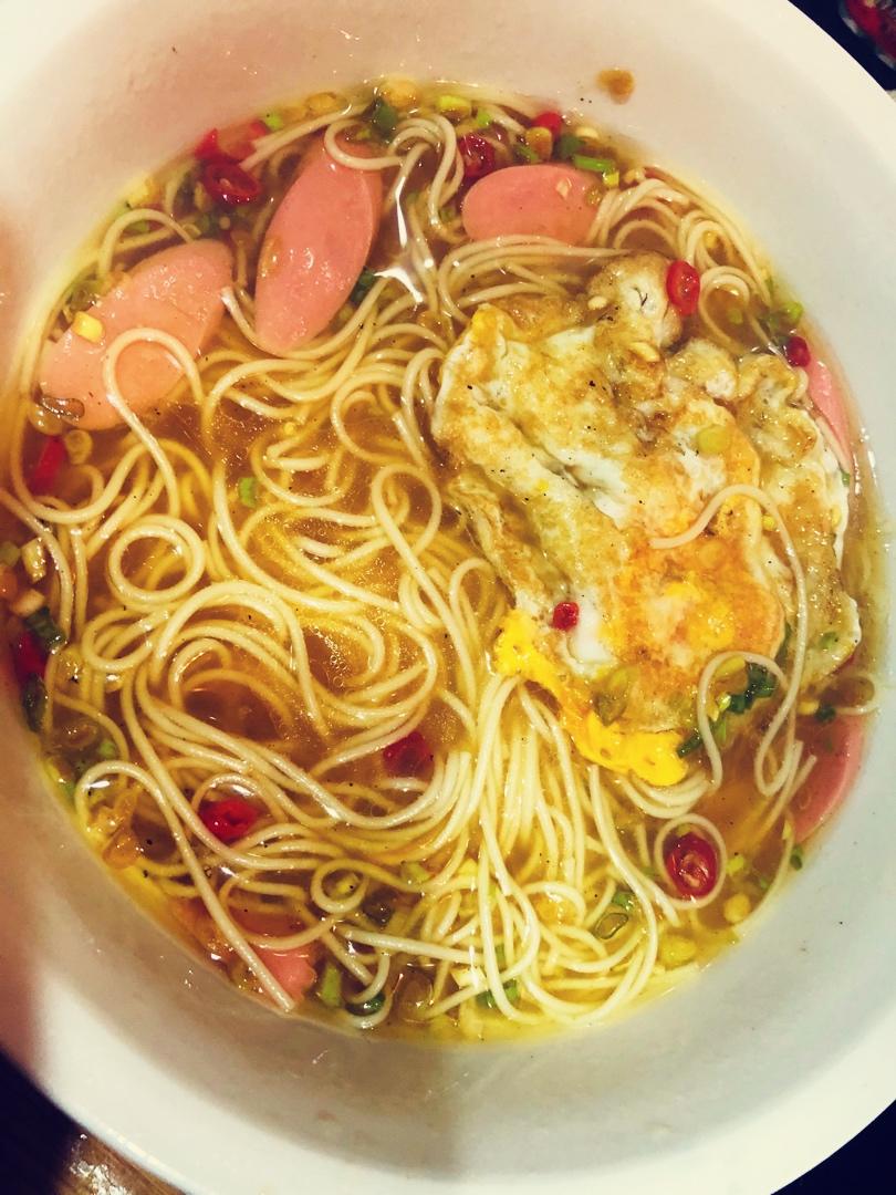 一碗热汤面
