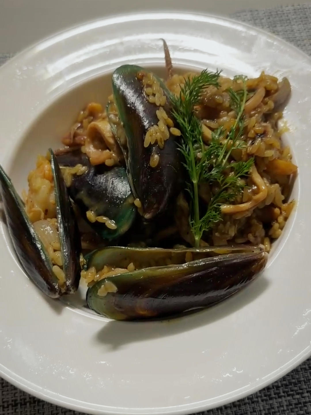 意式藏红花海鲜饭 seafood and saffron risotto