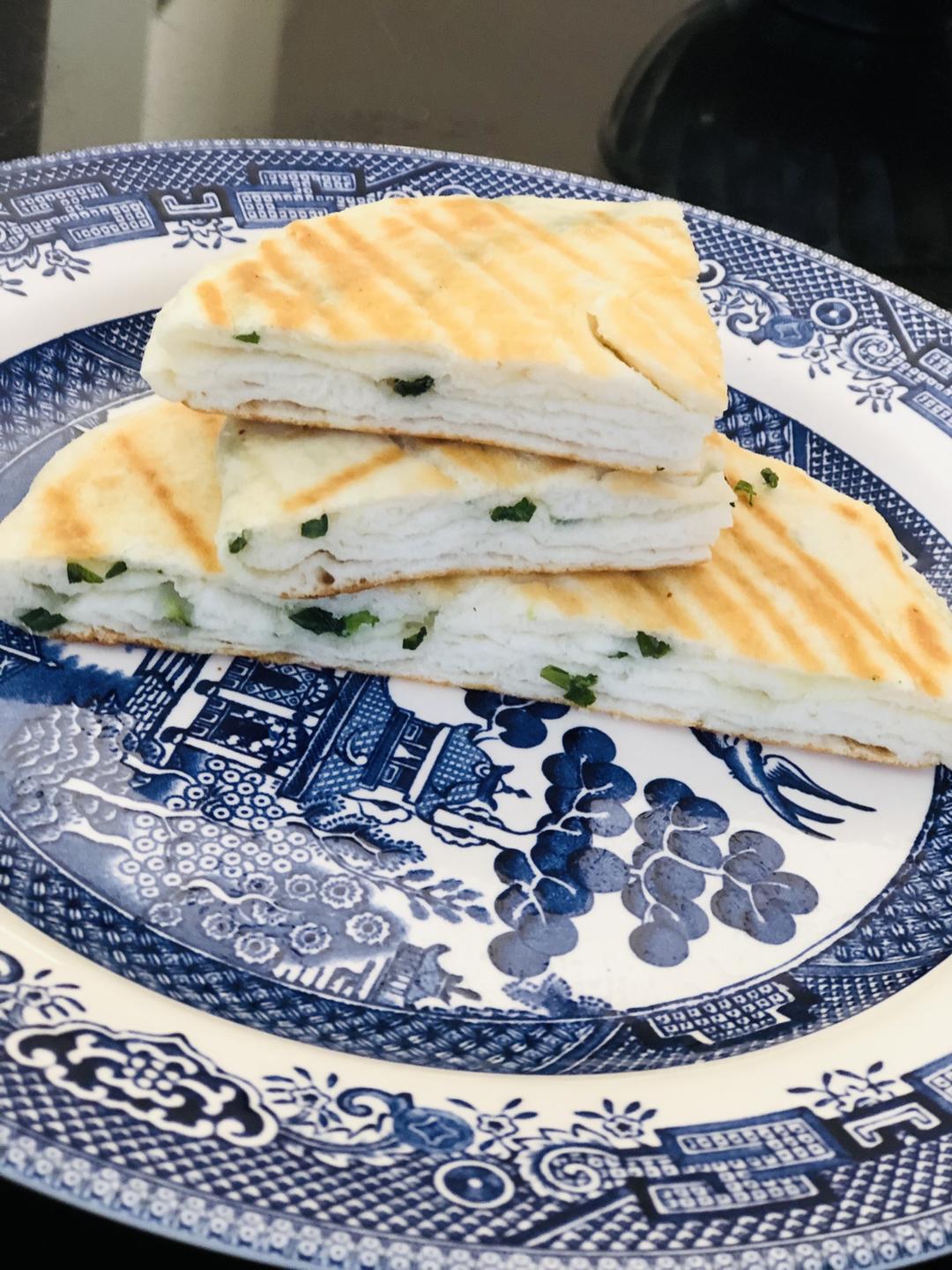 快手发面油酥葱花饼的做法