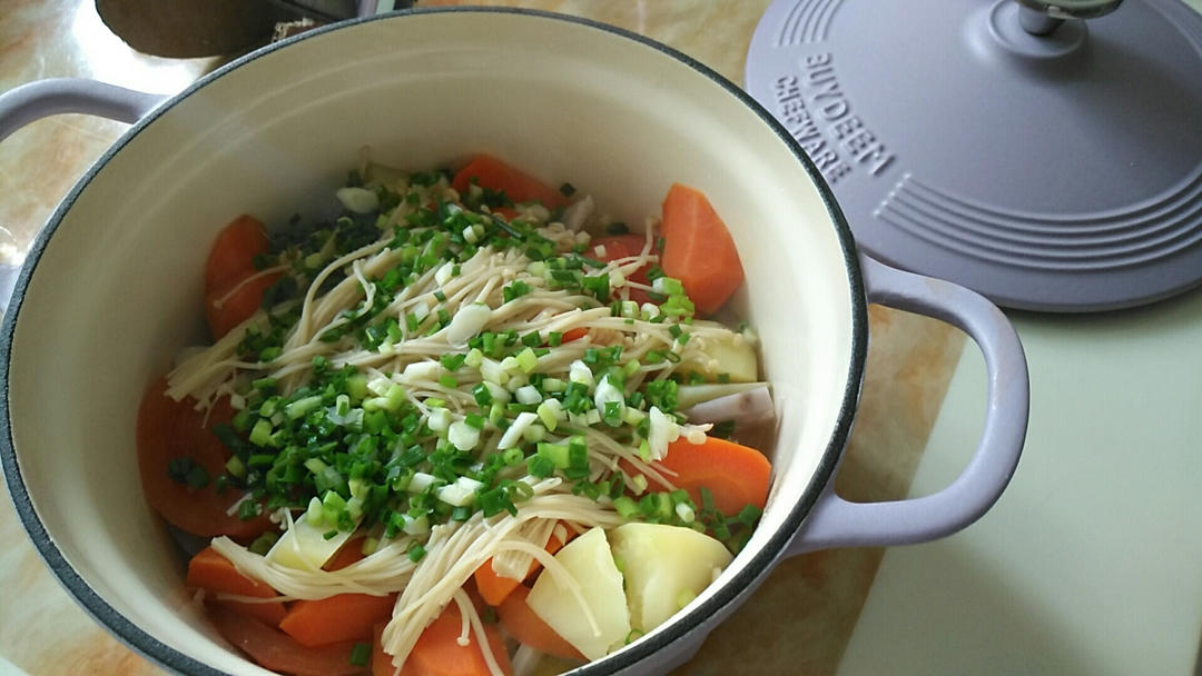 干锅花菜【4月北鼎珐琅铸铁锅食谱】