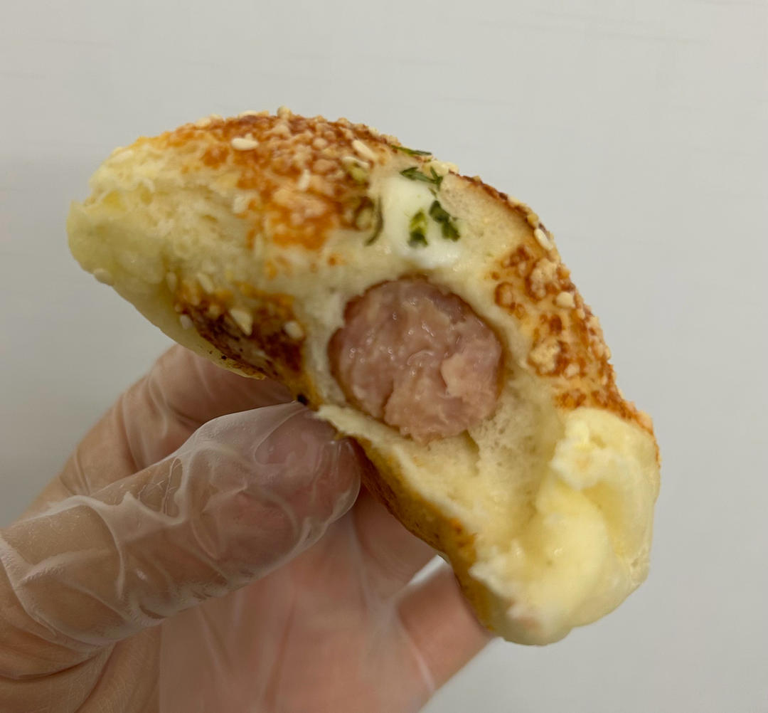 小可爱系列--迷你芝士肠仔包