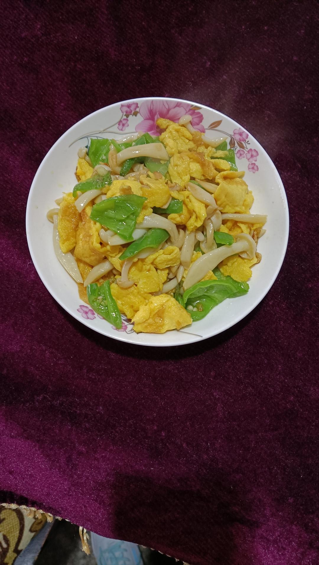 白玉菇炒鸡蛋