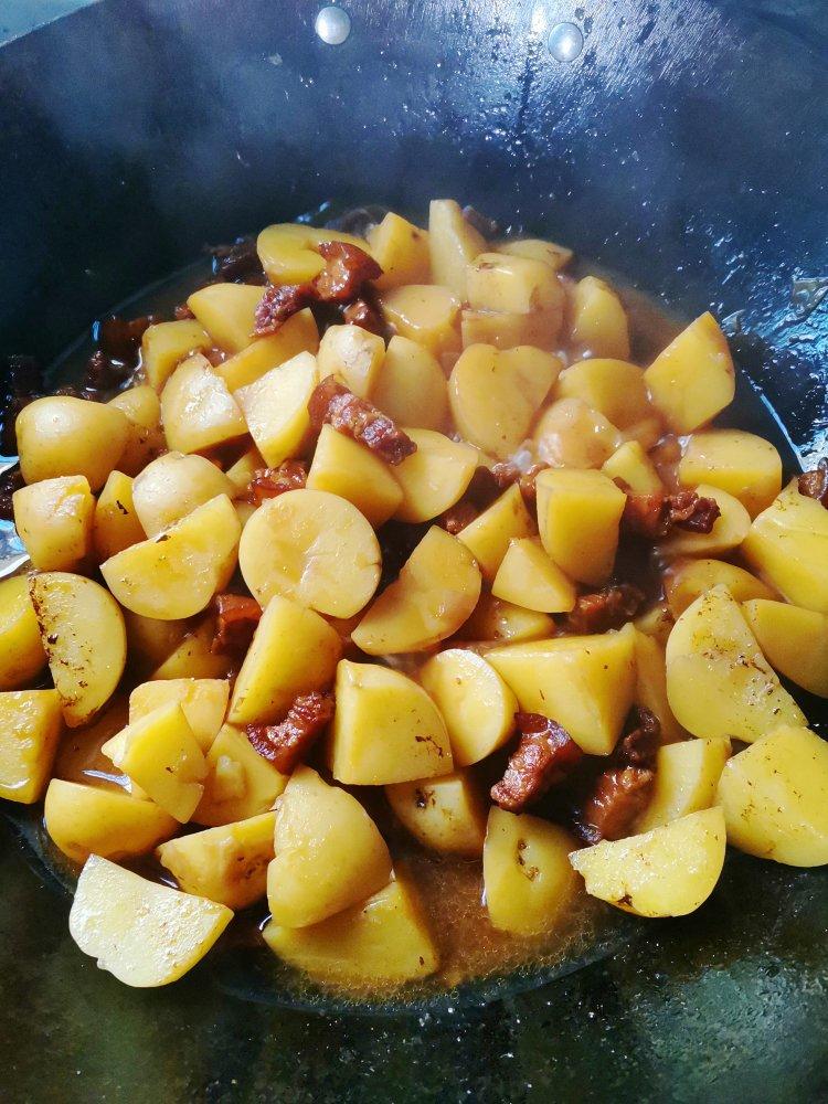 红烧肉炖土豆（丝毫不腻）