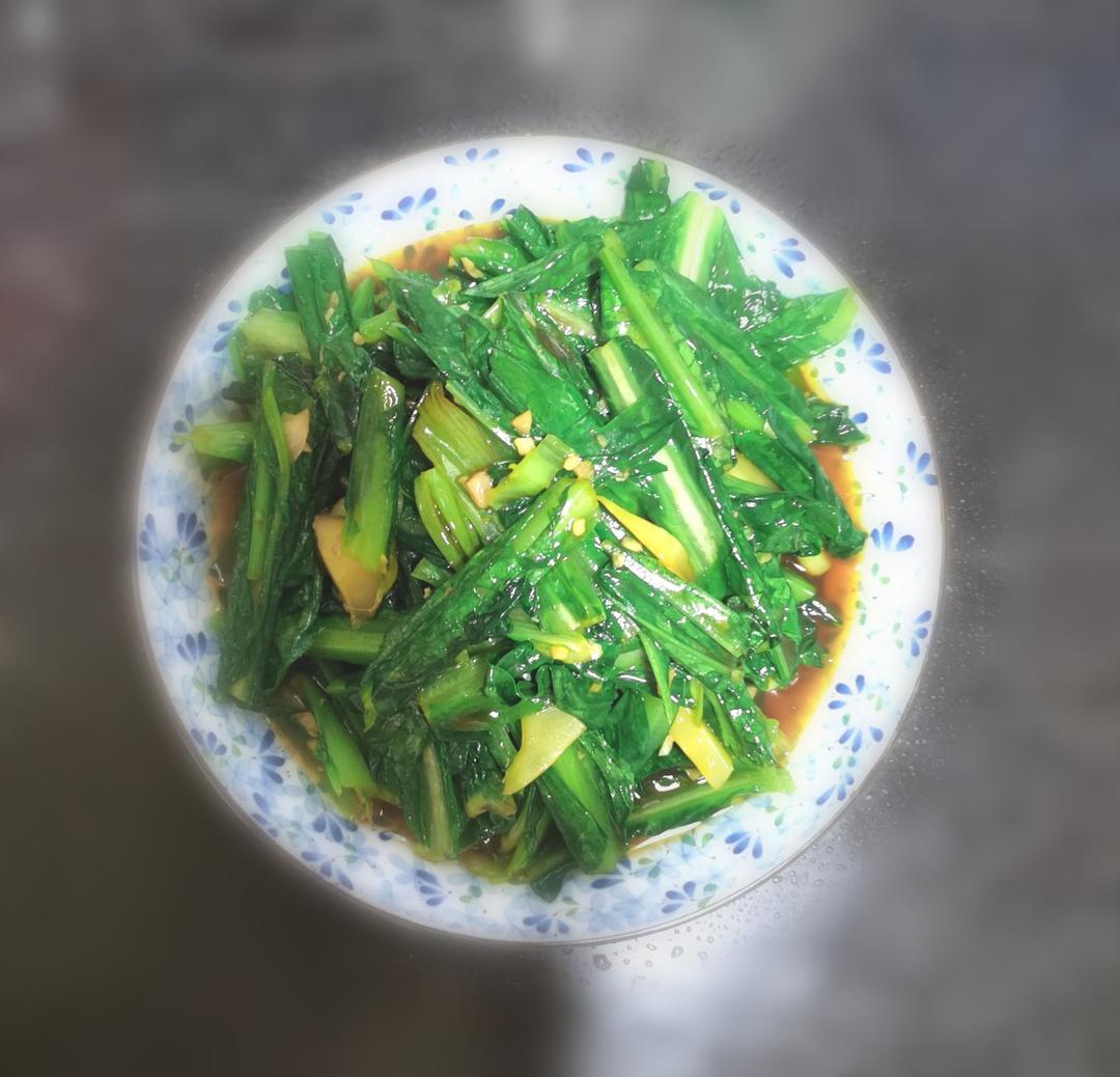 黄油蒜蓉油麦菜(超快手)