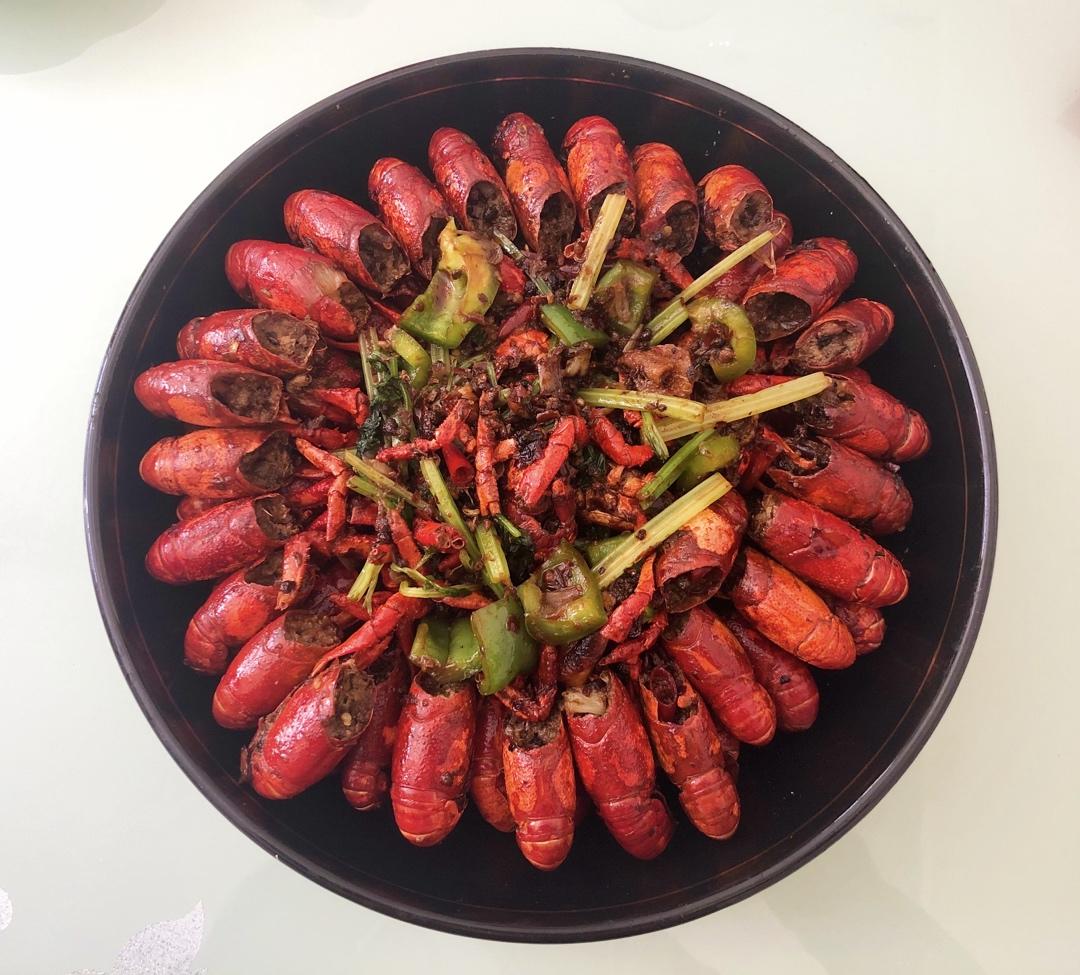 香辣小龙虾-超详细处理干净步骤！