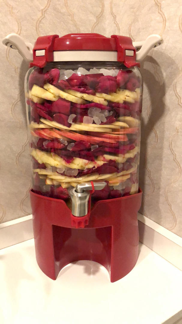 a紫飞鱼做的自制混合水果酵素