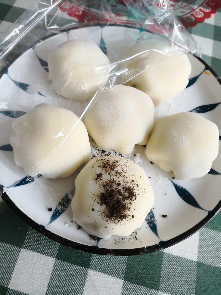 腹黑白胖子——奥利奥雪媚娘