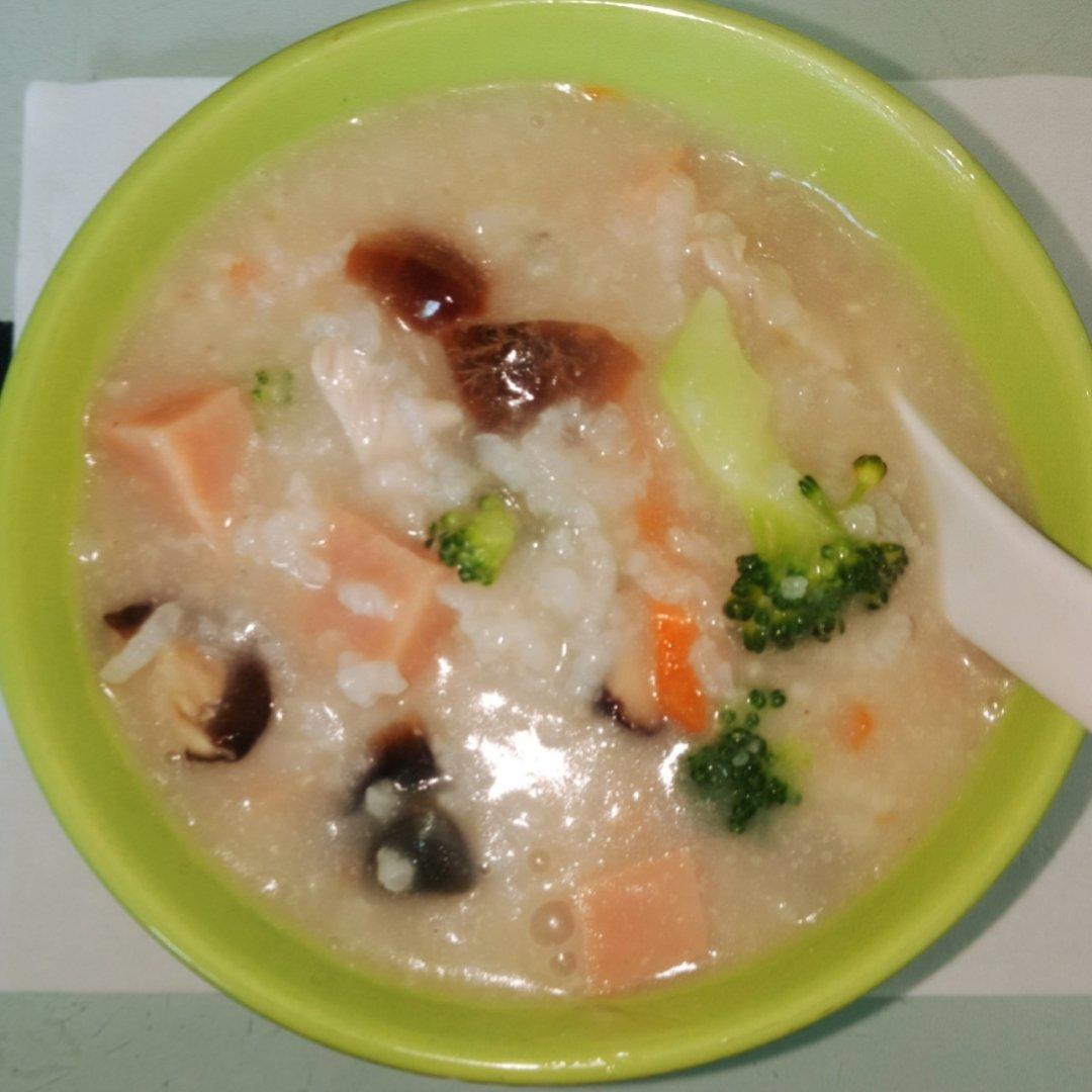 十五分钟快手之香滑皮蛋瘦肉粥(附五分钟电饭煲电压力锅更快捷方法)