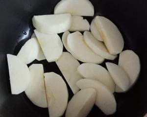 秋季润燥苹果龙骨汤的做法 步骤1