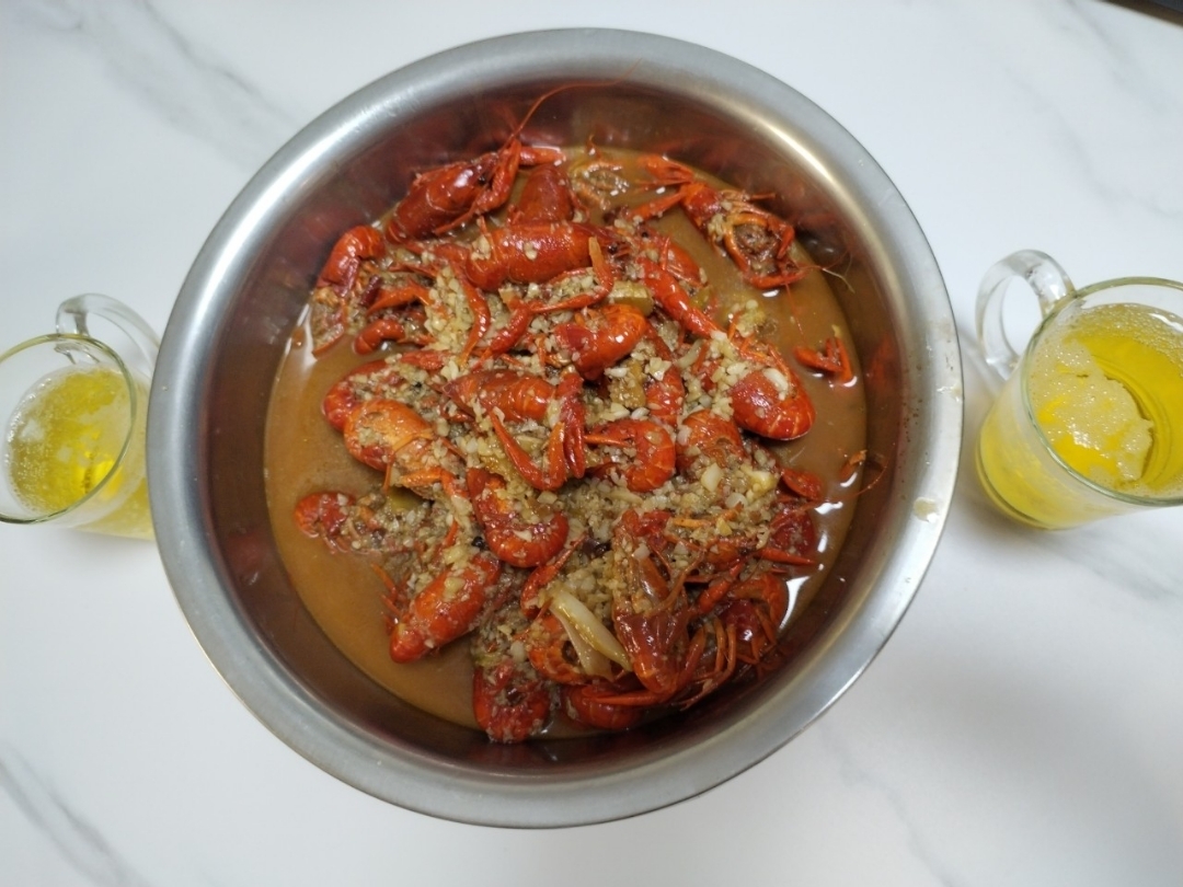 小龙虾超详细清洗处理及麻辣/蒜香做法