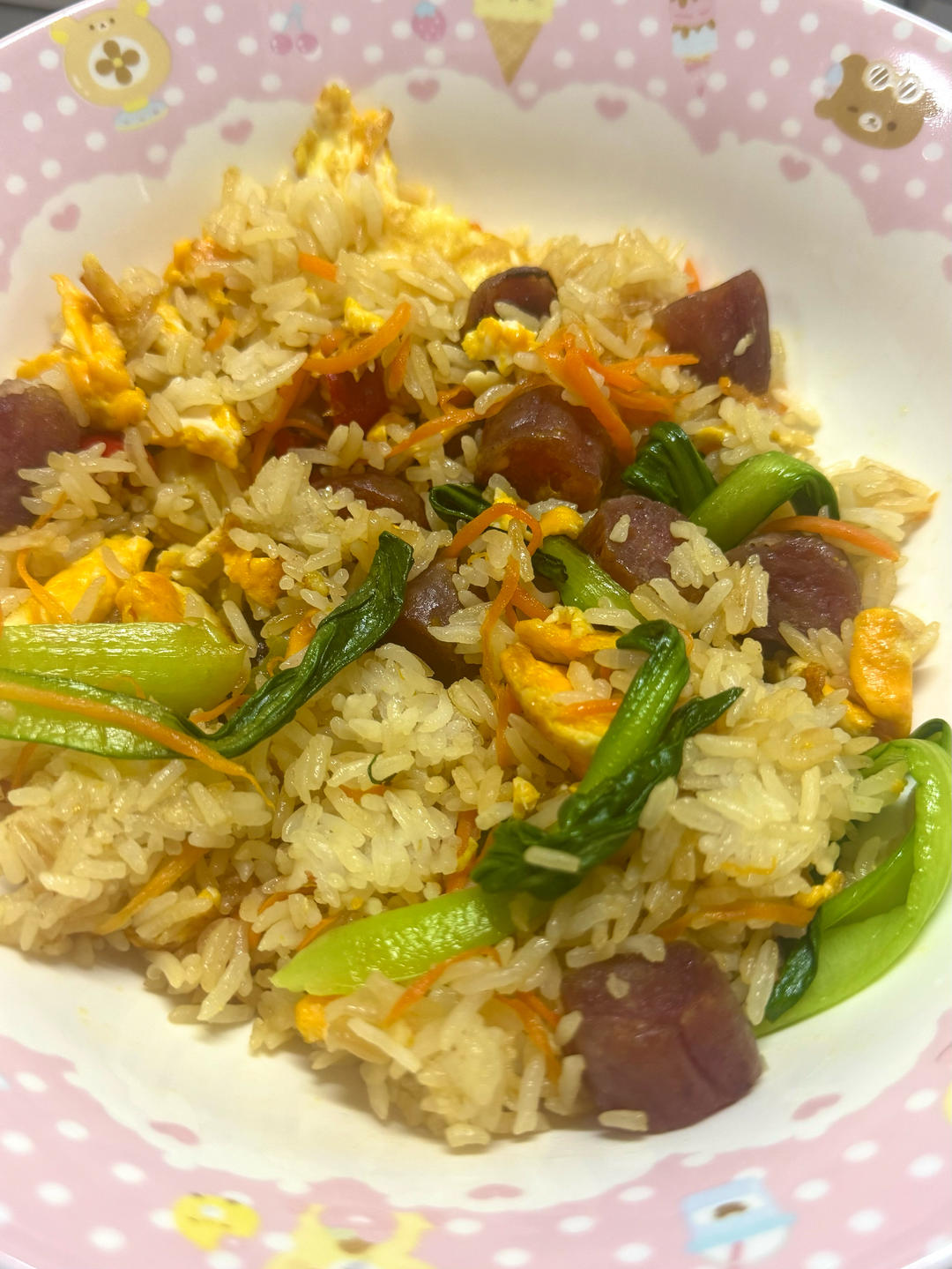 腊肠胡萝卜炒鸡蛋饭