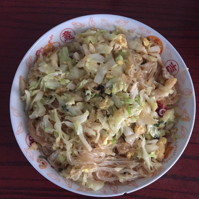 包菜粉丝炒鸡蛋