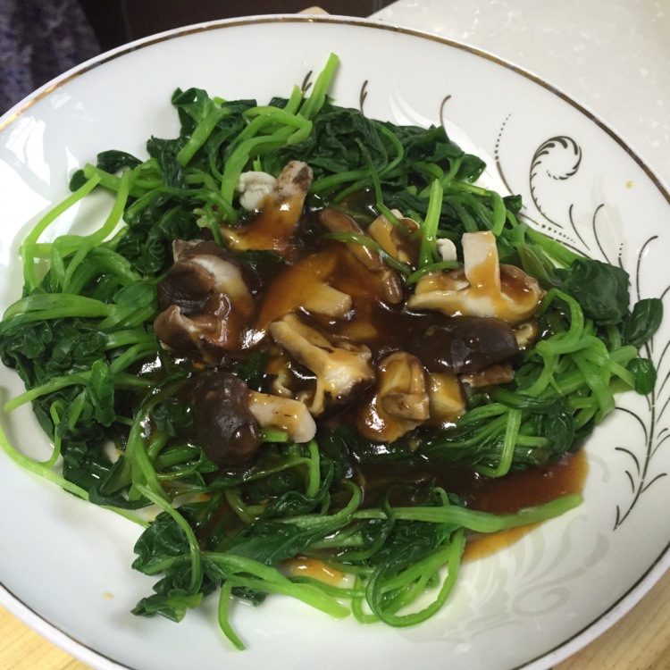 浇汁香菇油菜