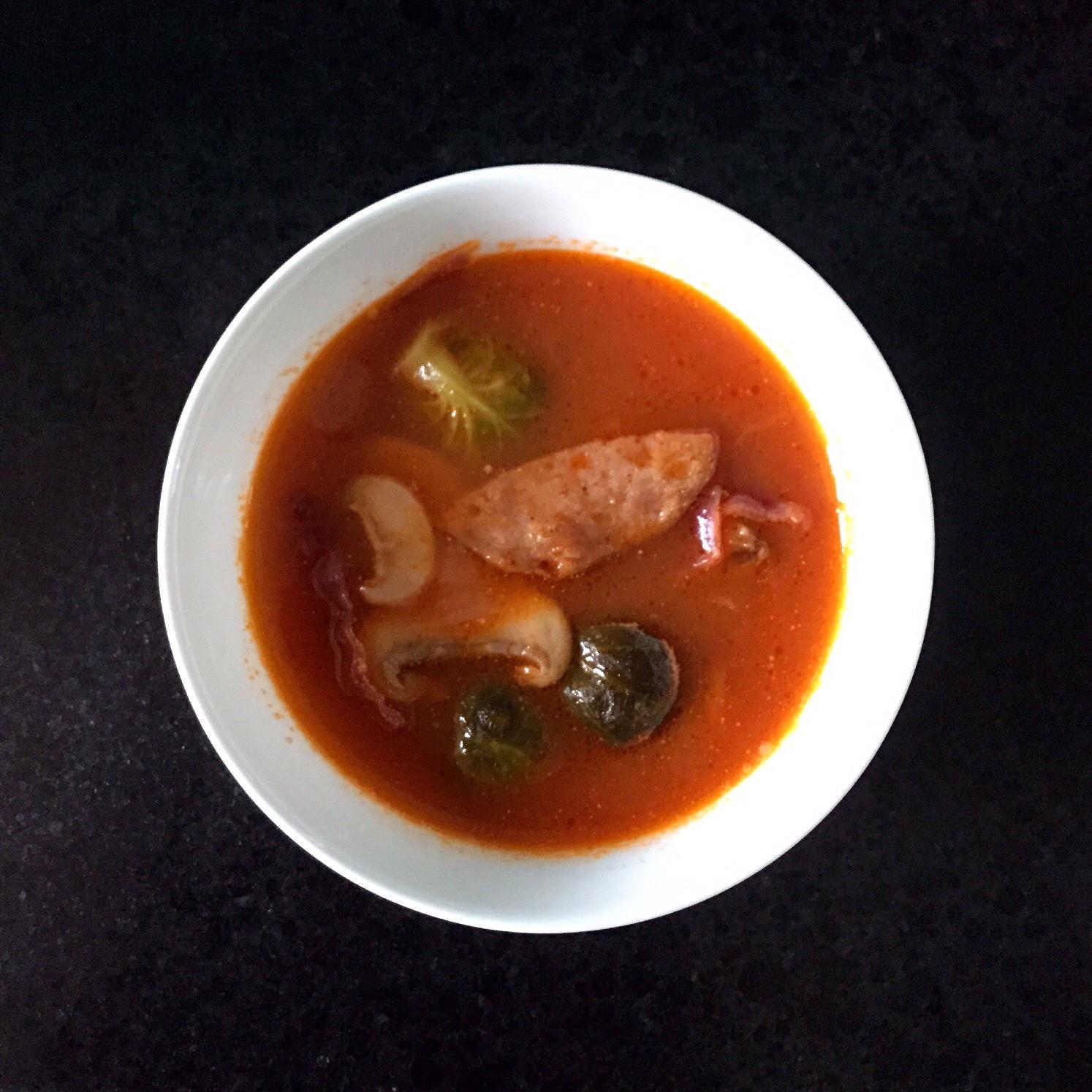 红肠蔬菜汤的做法