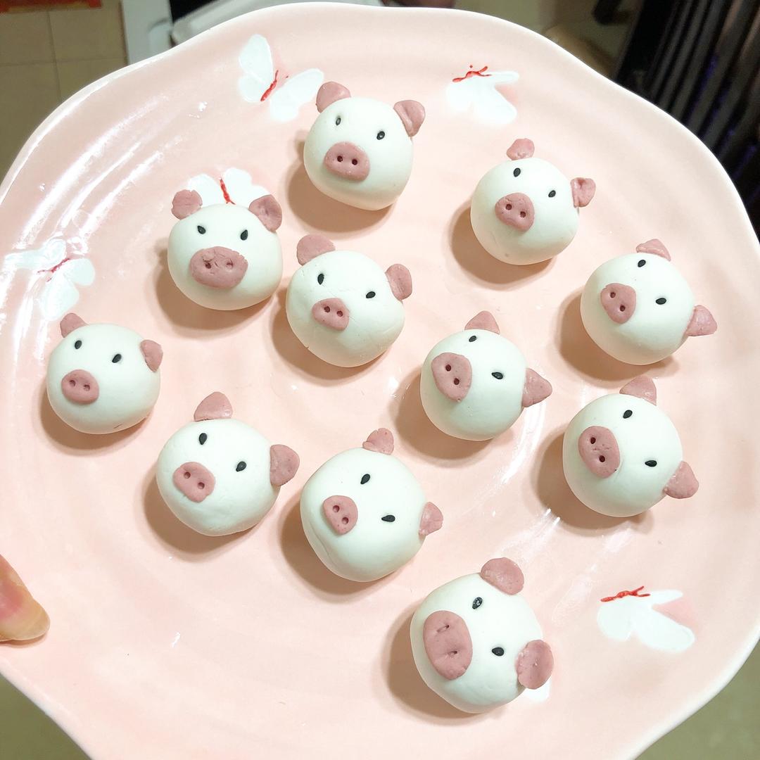 小猪汤圆