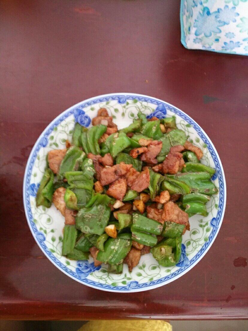 巨下饭的青椒炒肉丝