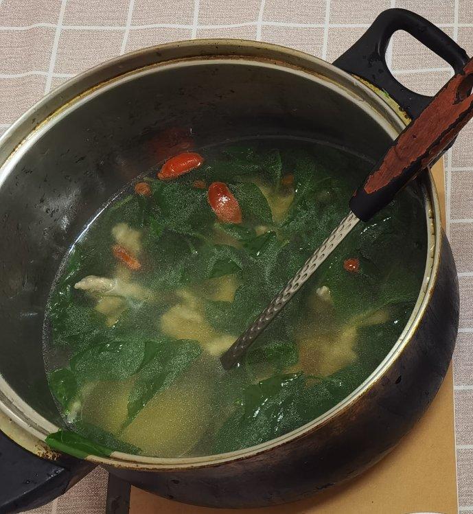 快手汤羹：枸杞叶肉羹汤